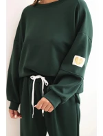 Dámska maslová súprava s voľnou mikinou a nohavicami s nápisom LOVE tmavozelená