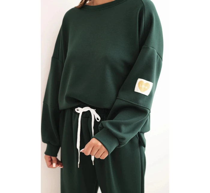 Dámska maslová súprava s voľnou mikinou a nohavicami s nápisom LOVE tmavozelená
