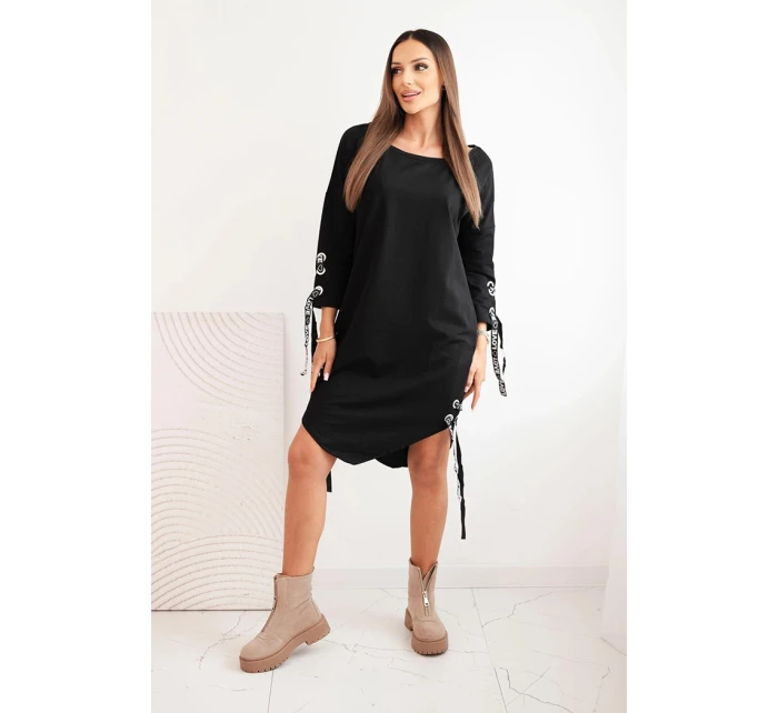 Dámske asymetrické šaty s ozdobnými pásmi a 3/4 rukávmi modrej farby Dámske asymetrické šaty s ozdobnými pásmi a 3/4 rukávmi modrej farby