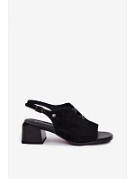 Sandály z přírodního semiše na podpatku Maciejka K7521-01 Černé