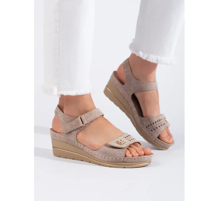 Exkluzívne hnedé dámske sandále na klin