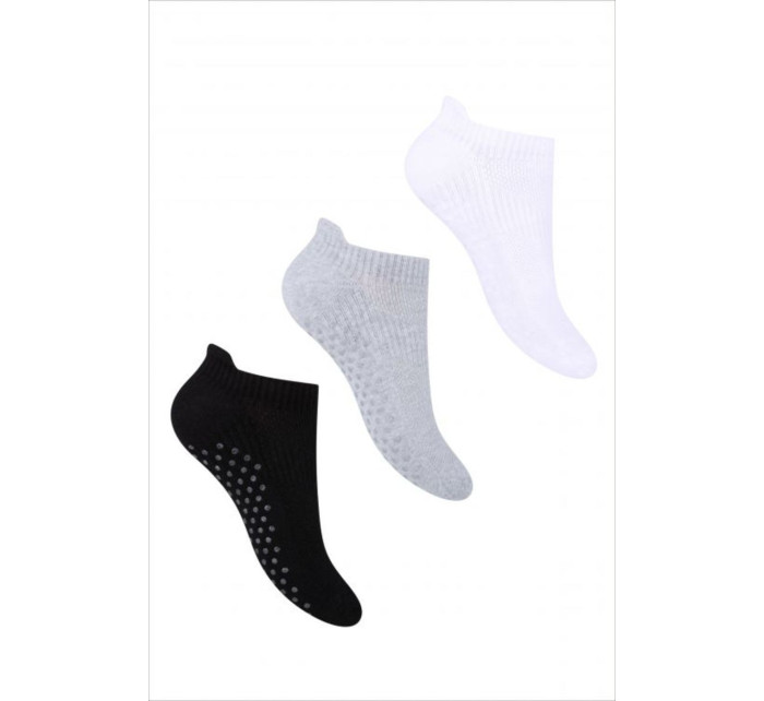 Polofroté dámske ponožky s protišmykovou úpravou ABS 135