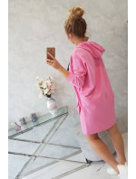 Šaty s kapucňou vo svetlo ružovej farbe
