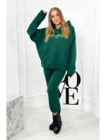 Izolovaná bavlnená súprava, mikina s vyšívacími + nohavicami zelený