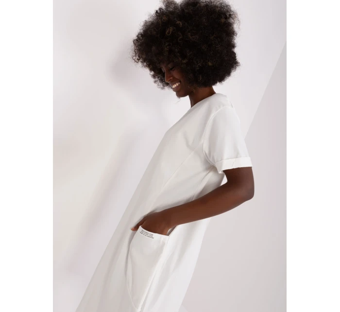 RV SK 8724 šaty.12 ecru RV SK 8724 šaty.12 ecru