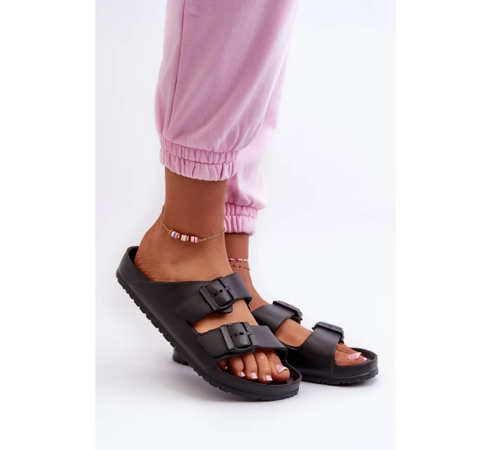 Dámske penové papuče s prackami Black Luciene