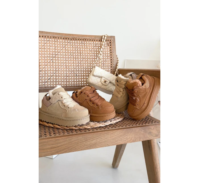 Dětské tenisky vyhřívané plyšovým kožíškem Béžové Mireen Dětské tenisky vyhřívané plyšovým kožíškem Béžové Mireen