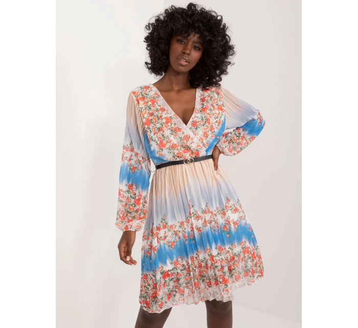 Šaty DHJ SK 10201 1.85 svetlo béžová Šaty DHJ SK 10201 1.85 svetlo béžová