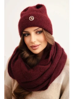 Dámska mäkká pletená súprava s čiapkou a nákrčníkom bordová