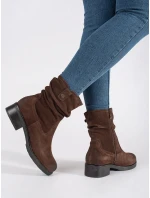 Zajímavé dámské černé kotníčkové boty Obcas Zajímavé dámské černé kotníčkové boty Obcas