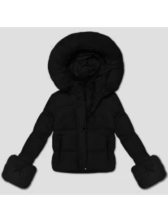 Černá prošívaná dámská zimní bunda s kožešinou model 22019120 - J.STYLE