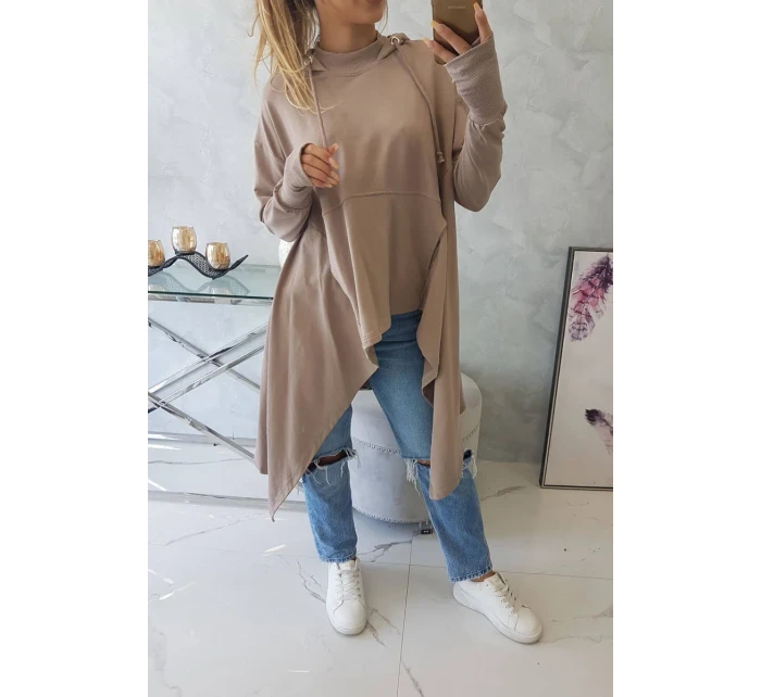 Halenka s rozšířeným spodním dílem tmavě béžová Halenka s rozšířeným spodním dílem tmavě béžová