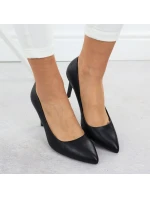 Černé lodičky na jehlovém podpatku Sergio model 21905077 - LEONE