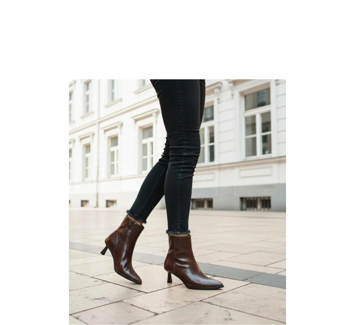 Topánky na podpätku model 222369 Solea