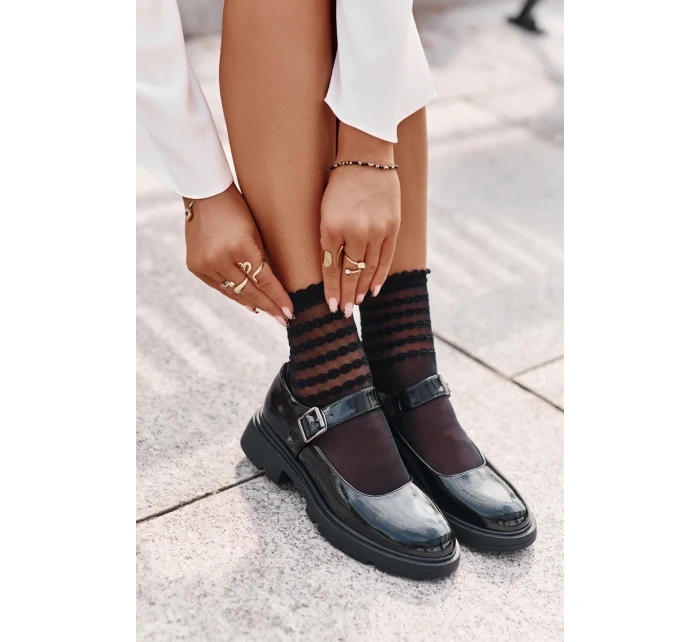 Lakierowane Półbuty Damskie Z Paskiem Czarne Vinceza 62179