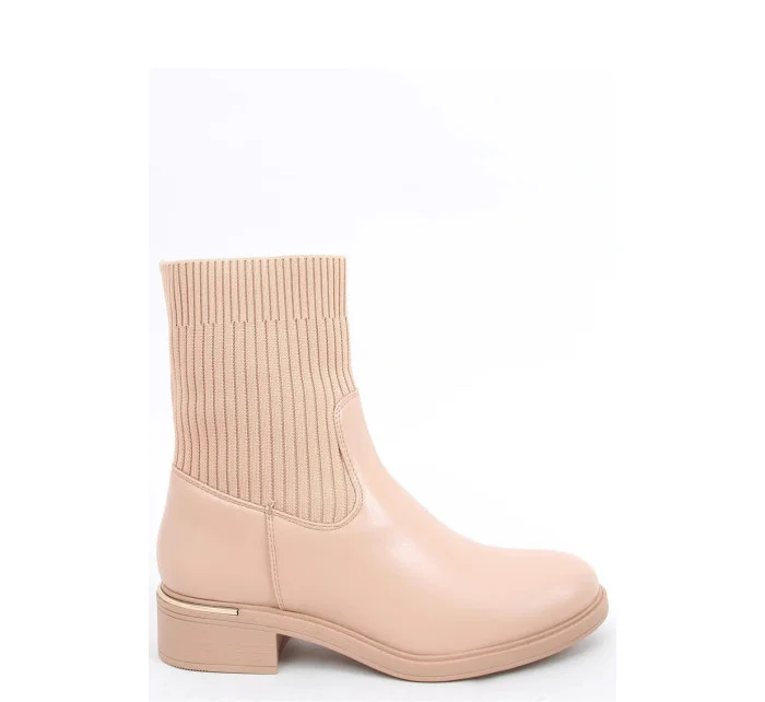 Dámske členkové topánky 8509 - Inello