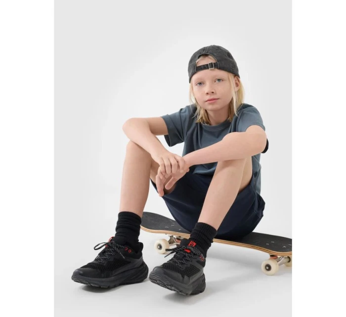 Hladké chlapecké tričko oversize model 21942100 - 4F Hladké chlapecké tričko oversize model 21942100 - 4F