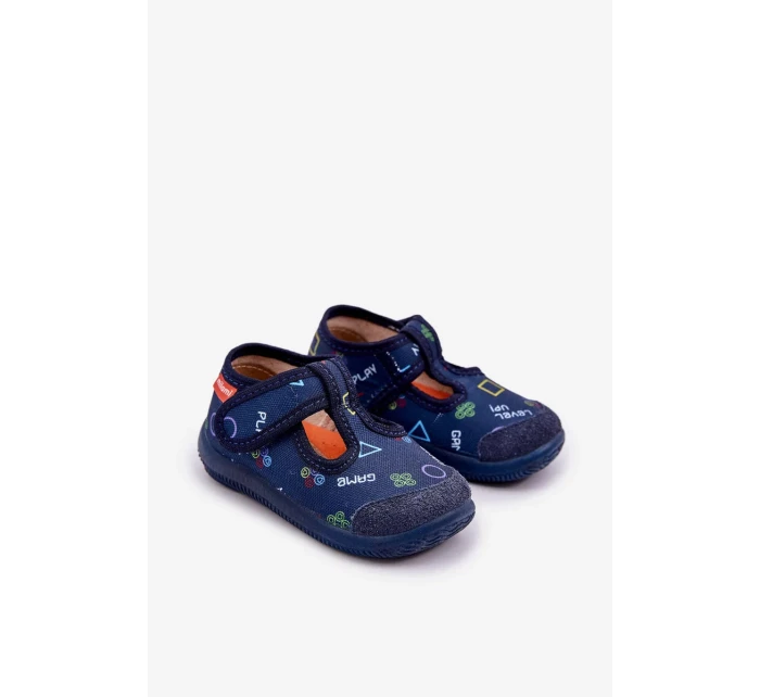 Detské elastické papuče na suchý zips - tmavomodré Ambette Detské elastické papuče na suchý zips - tmavomodré Ambette