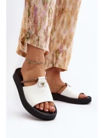 Dámské kožené žabky model 21646246 - Zazoo