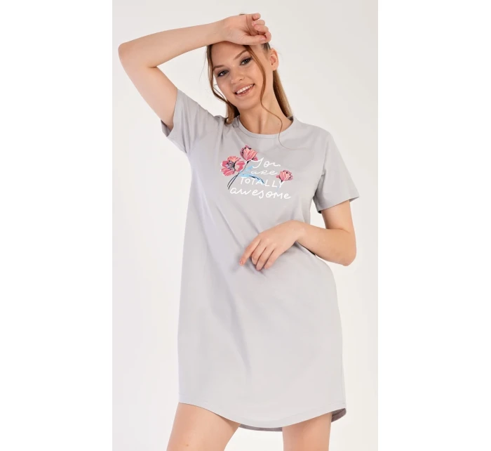 Dámská noční košile s krátkým rukávem model 18831612 - Vienetta Dámská noční košile s krátkým rukávem model 18831612 - Vienetta