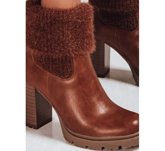 Dámské velbloudí kozačky na podpatku Dstreet model 21994931 - FashionStreet
