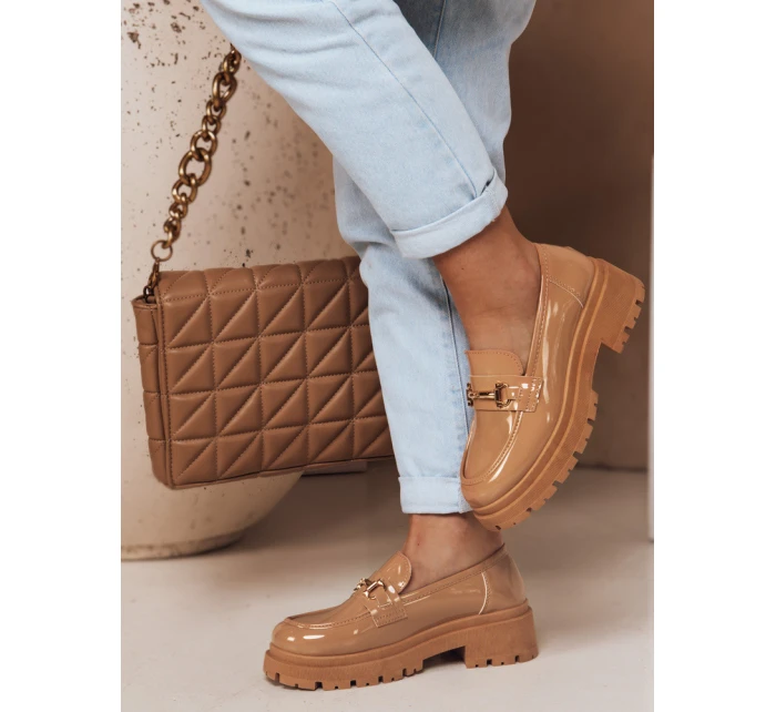 Dámské lakované mokasíny khaki model 21983972 - Dstreet Dámské lakované mokasíny khaki model 21983972 - Dstreet