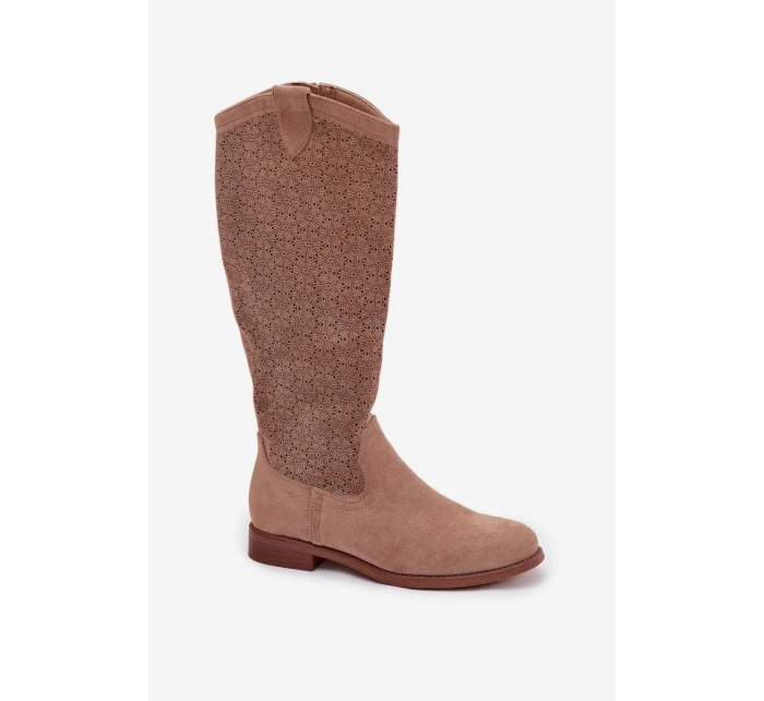 Dámské kozačky s krajkovým vzorem na plochém podpatku model 21998027 Béžové - S.Barski