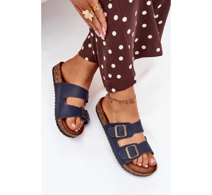 Dámské pantofle na korkové platformě s přezkami tmavě modré model 21704319 - EVENTO Dámské pantofle na korkové platformě s přezkami tmavě modré model 21704319 - EVENTO