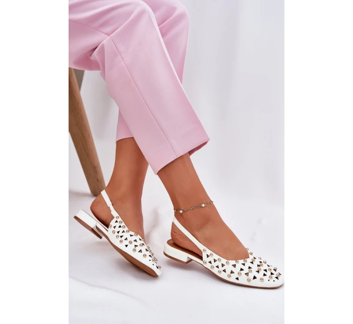 Zdobené Baleríny Na Plochém Podpatku Bílé model 21696513 - Boto