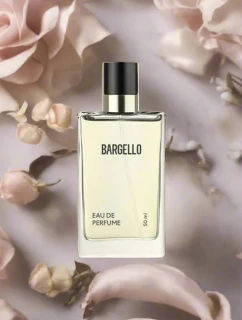 Dámsky parfum 135 s púdrovou vôňou s nádychom jazmínu a santalového dreva 50 ml, farba