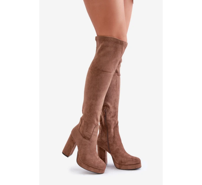 Na Podpatku A Platformě S model 21679732 - Boto