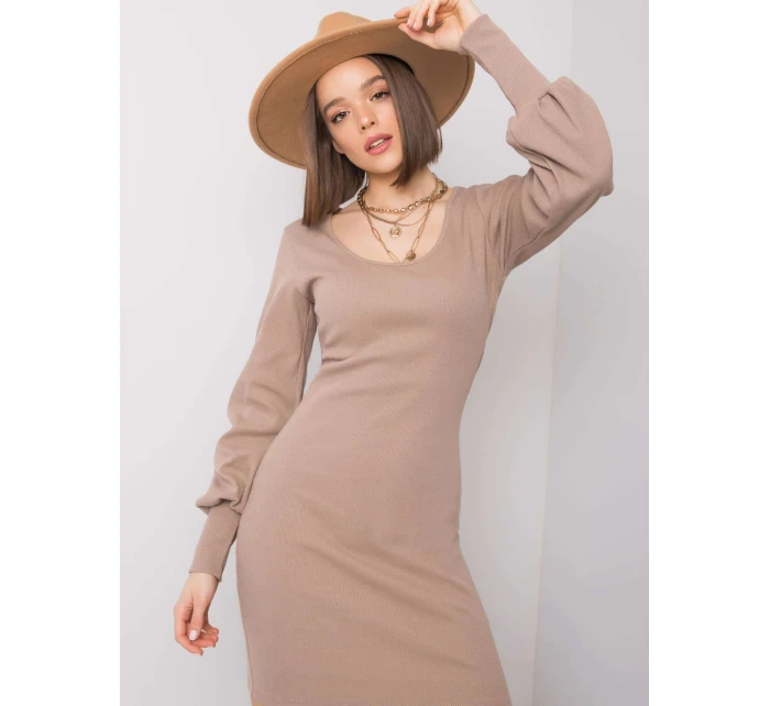 Šaty RV SK model 14974327 tmavě lila - FPrice Šaty RV SK model 14974327 tmavě lila - FPrice