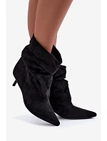 Černé slip-on kozačky typu Slouchy na podpatku Loralia