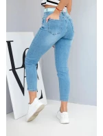 Dámske džínsy s vysokým pásom a voľnou nohou Dámske džínsy s vysokým pásom a voľnou nohou