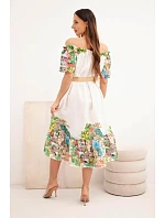 Dámské šaty model 22170775 střihu s páskem a krátkým rukávem ecru - K-Fashion