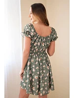 Dámske kvetinové šaty s volánovými rukávmi a elastickým pásom khaki farby Dámske kvetinové šaty s volánovými rukávmi a elastickým pásom khaki farby