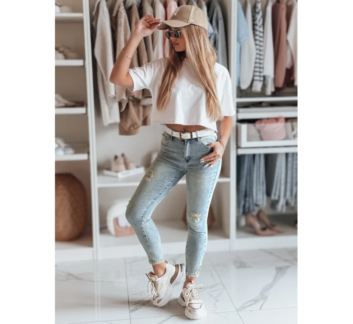 Dámské úzké džínové kalhoty s páskem modré Dstreet model 21985353 - FashionStreet Dámské úzké džínové kalhoty s páskem modré Dstreet model 21985353 - FashionStreet