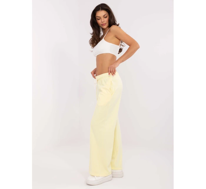 Spodnie dresowe RV DR model 21207199 jasny żółty - FPrice