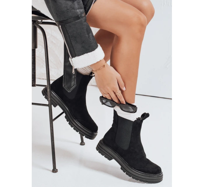 Dámské semišové černé kozačky Dstreet model 21971943 - FashionStreet