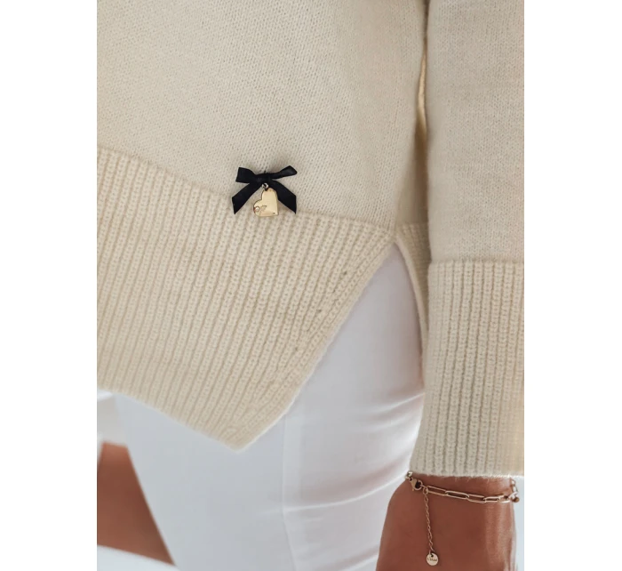 Dámský svetr s výstřihem do V ecru Dstreet model 21991002 - FashionStreet