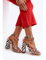 Módne biele a čierne sandále na vysokom podpätku Josette Módne biele a čierne sandále na vysokom podpätku Josette