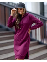 Dámske ležérne šaty v bordovej farbe bordová s kapucňou (523)