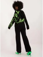 Čierno-zelený dvojdielny set - sveter s kapucňou a široké nohavice (1469)