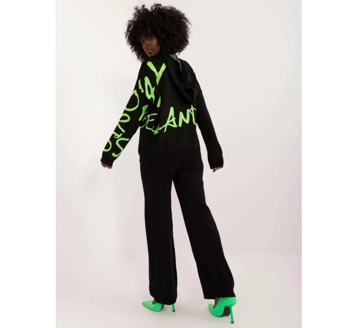 Čierno-zelený dvojdielny set - sveter s kapucňou a široké nohavice (1469)