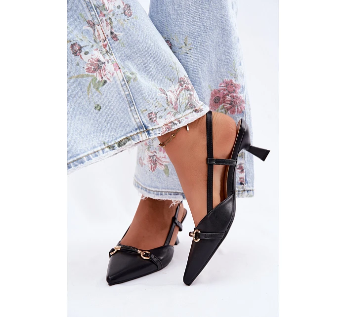 Dámské sandály na podpatku s špičatými špičkami Černé Felessa