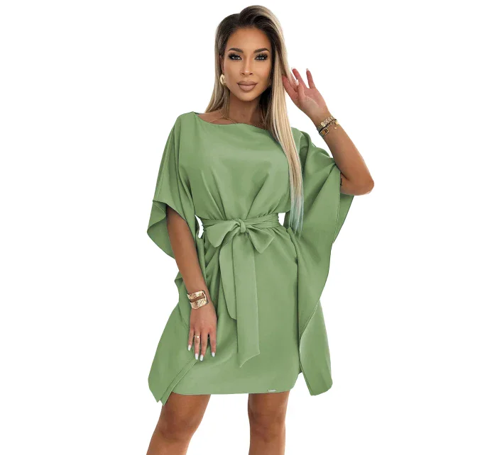 SOFIA Dámské šaty v olivové barvě se zavazováním v pase model 20144370 - numoco SOFIA Dámské šaty v olivové barvě se zavazováním v pase model 20144370 - numoco