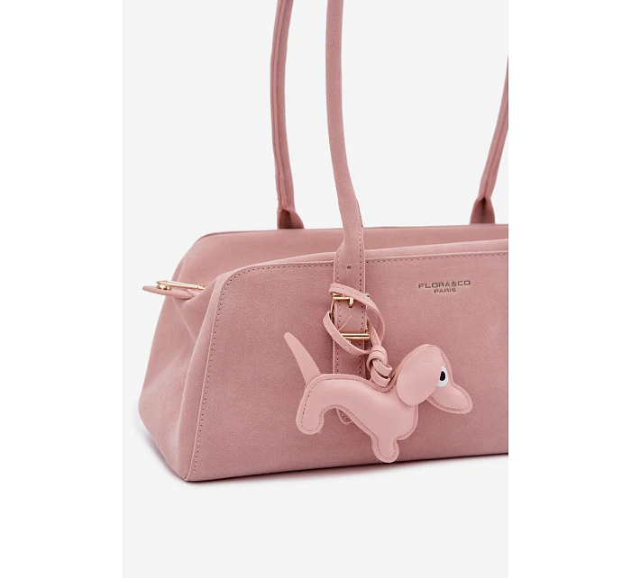 Kabelka z imitace semiše s přívěskem růžová model 22111596 - Flora&Co