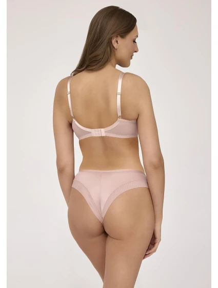 Figs Brazilian S3XL model 21924744 - Ava Figs Brazilian S3XL model 21924744 - Ava