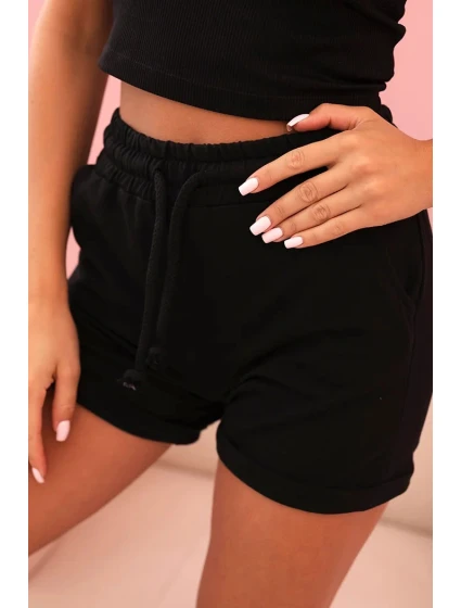 Dámske bavlnené šortky s gumou a šnúrkou v páse čierne