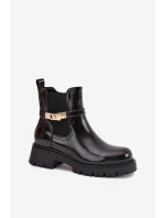 Dámske zateplené lakované členkové topánky na podpätku s ozdobným remienkom - čierne Vivessa Dámske zateplené lakované členkové topánky na podpätku s ozdobným remienkom - čierne Vivessa